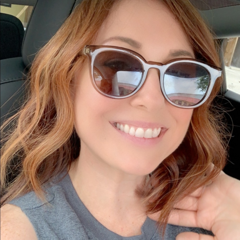 Meet your Posher, Mel